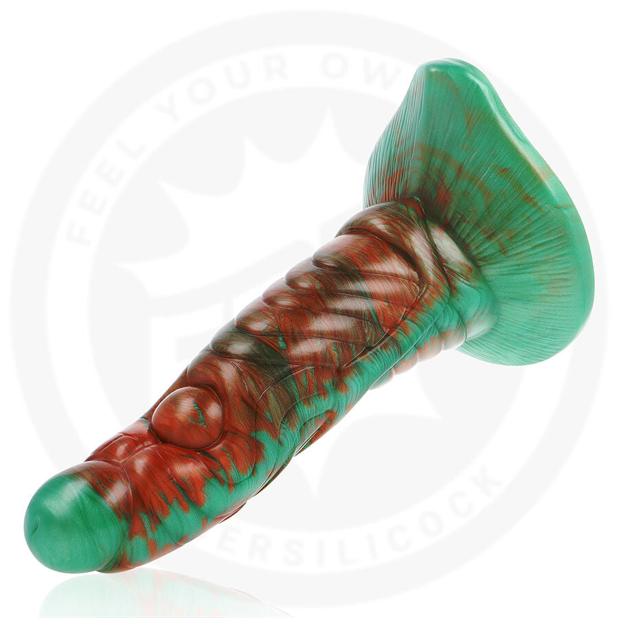 Dildo Tiryón verde EPIC, oggetto in silicone con design dettagliato, ideale per stimolazione e piacere personale.