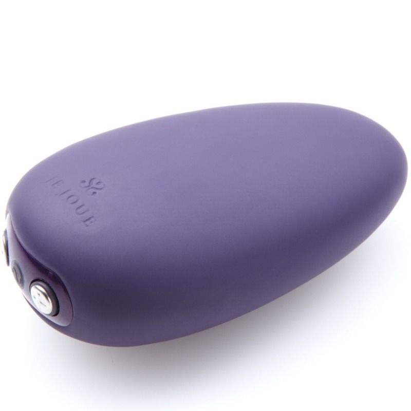 Massaggiatore vibrante viola JE JOUE, dispositivo portatile con design ergonomico e pulsanti di controllo visibili.