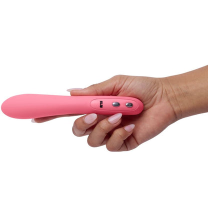 Vibratore G-spot rosa JE JOUE The Wand G-Spot Vibratore con design ergonomico e superficie liscia.
