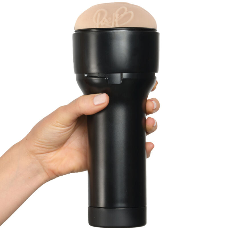 Set di stroker KIIROO Collezione Feel Rae Lil Black Stars compatibili con PowerBlow, con dettagli in nero e stelle.