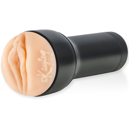 Alt text: Cuscino KIIROO Feel Kayley Gunner della collezione Stars Strokers, con dettagli e texture visibili in immagine.