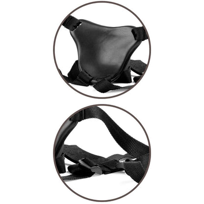 Imbracatura regolabile KING COCK Elite Kit con anello, testicoli e dildo di 20,3 cm, in dettaglio.