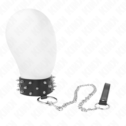 Collana con guinzaglio KINK in argento, modello con borchie, lunghezza regolabile tra 36-43 cm, lunghezza totale 65 cm.