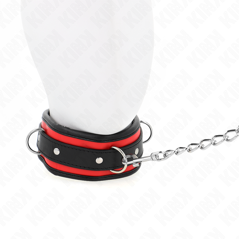 Collana pesante KINK con cintura regolabile da 36,5 a 50 cm, modello 2, in pelle nera con dettagli metallici.