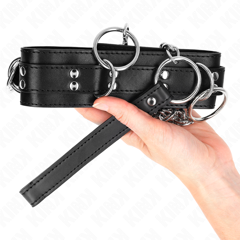 Collana BDSM KINK con tre anelli e cinturino nero, lunga 80 cm, in gomma e metallo, per giochi di ruolo e bondage.