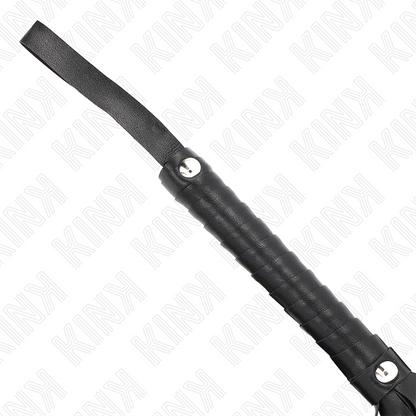 Frusta KINK Impact & Touch con coda larga nera di 48,5 cm, in pelle resistente, visibile in primo piano sull'immagine.