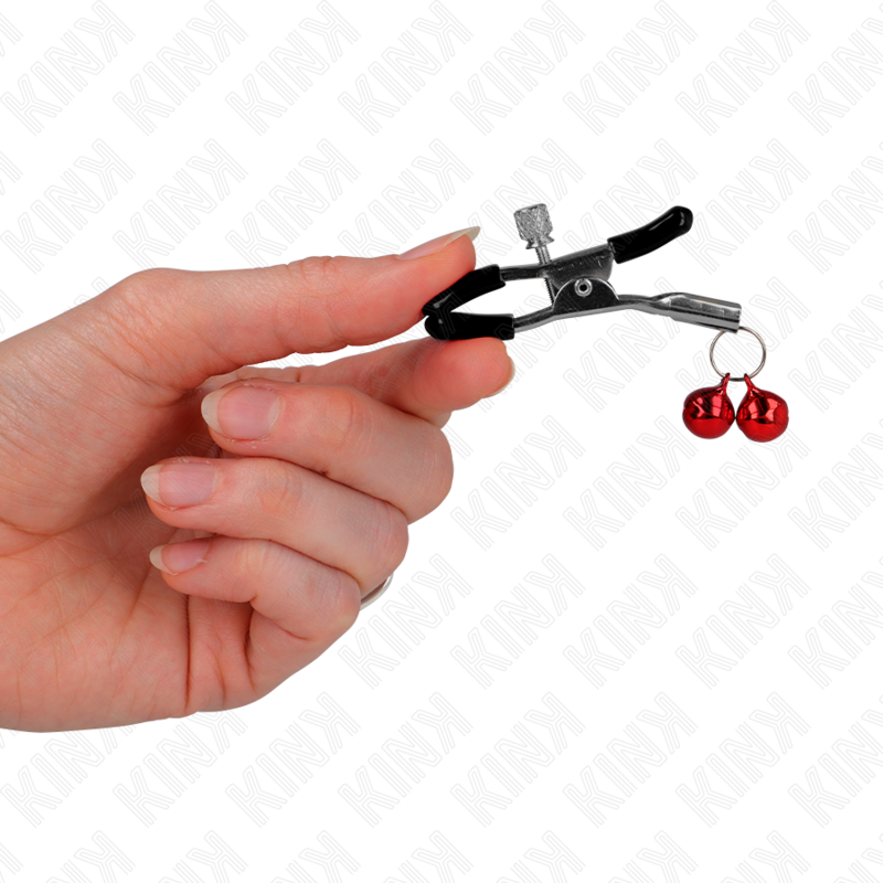 Morso per capezzoli KINK Nipple Grip con doppia campana rossa, 6 cm, in acciaio, per giochi di bondage e kink.