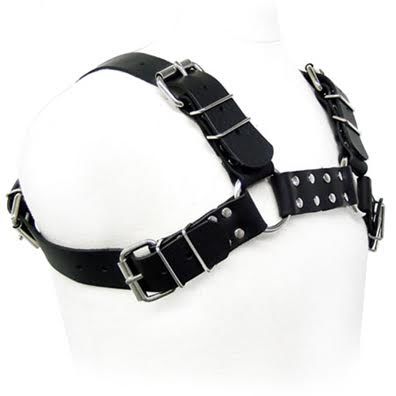 Imbrattatura per Bulldog nero in pelle LEATHER BODY, robusta e confortevole con fibbie resistenti e design elegante.
