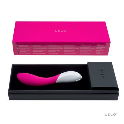 Vibratore LELO Mona 2 color ciliegia, design elegante e compatto, con superficie liscia e forma ergonomica.