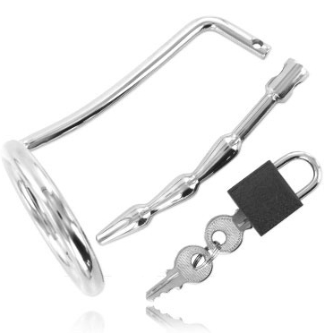 Anello per testicoli METAL HARD con tappo di castit uretrale in metallo, visibile in primo piano.