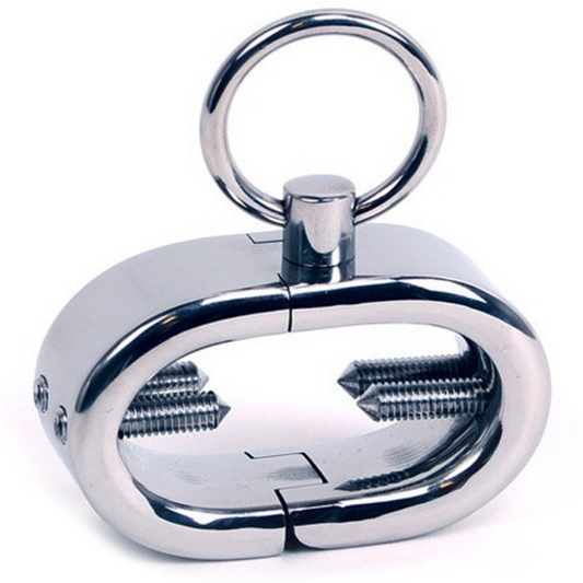 Bracciale per testicolo METAL HARD in metallo con design robusto e stile moderno, visibile in immagine.