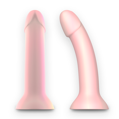 Dildo Mythology Rune Candy Mythology Fantasy Dildo in colore vivo, con design dettagliato e forma ergonomica in primo piano.