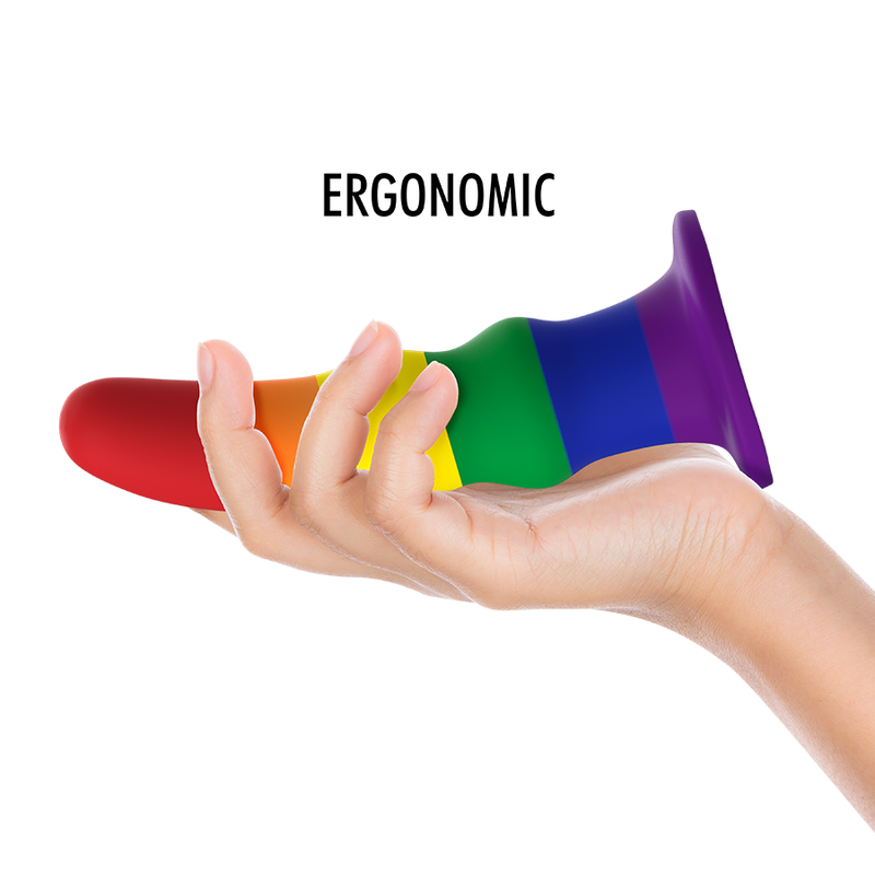 Dildo Mythology Kuno Pride in silicone, forma realistica, dettagli scolpiti, colore naturale, prodotto per piacere e stimolazione.