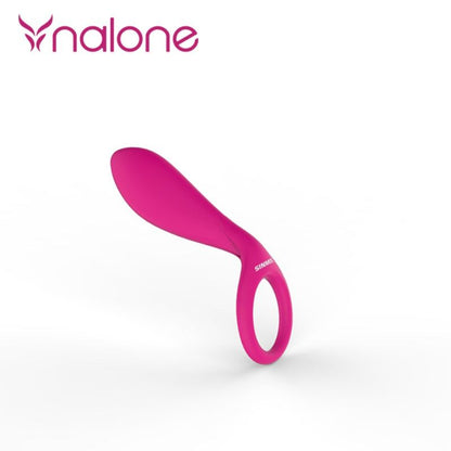 Anello vibratore Nalone Tango in silicone nero con design ergonomico, visibile in primo piano.