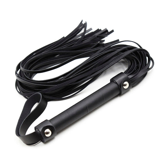 Bracciali in argento OHMAMA FETISH con dettagli a whip, stile elegante e moderno, visibili nell'immagine.