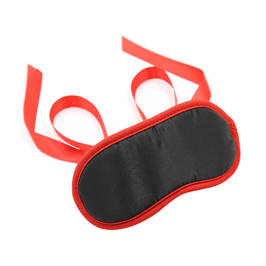 Mascherina fetish nera OHMAMA Bordi Rossi, design elegante con dettagli rossi, realizzata da OHMAMA MASKS.