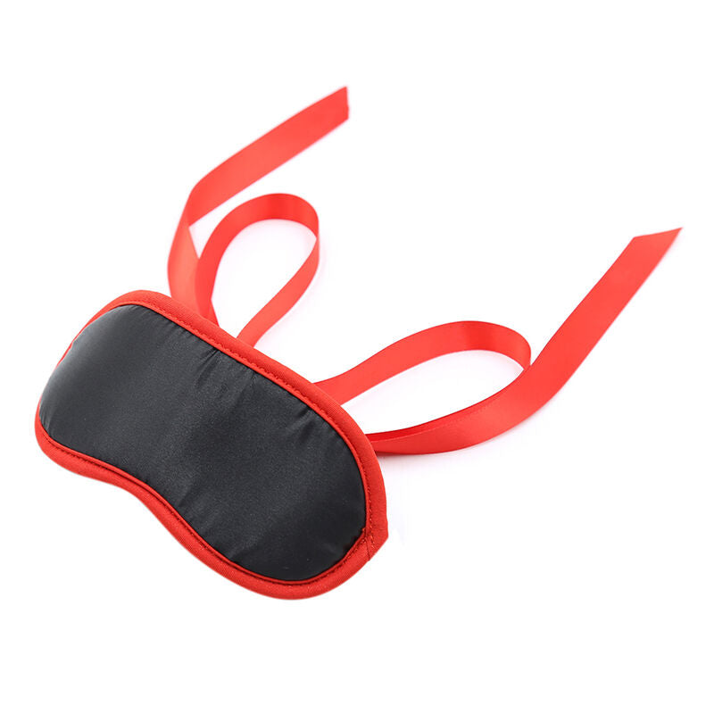 Maschera fetish nera OHMAMA Bordi Rossi con dettagli in pelle, stile audace e distintivo, per look provocante e sofisticato.