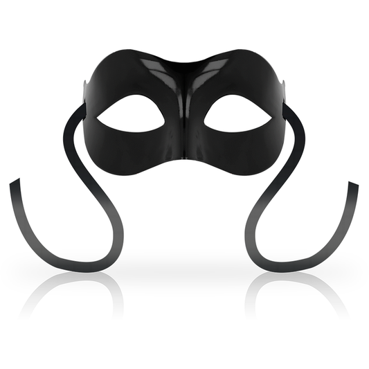 Maschera classica nera opaca OHMAMA MASKS, copertura per viso in tessuto con design semplice e elegante.