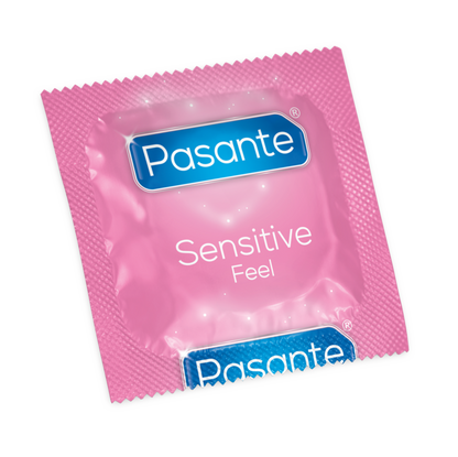 Preservativi Pasante Sensibili Ultra Sottile, confezione da 3 unità, in confezione di plastica.