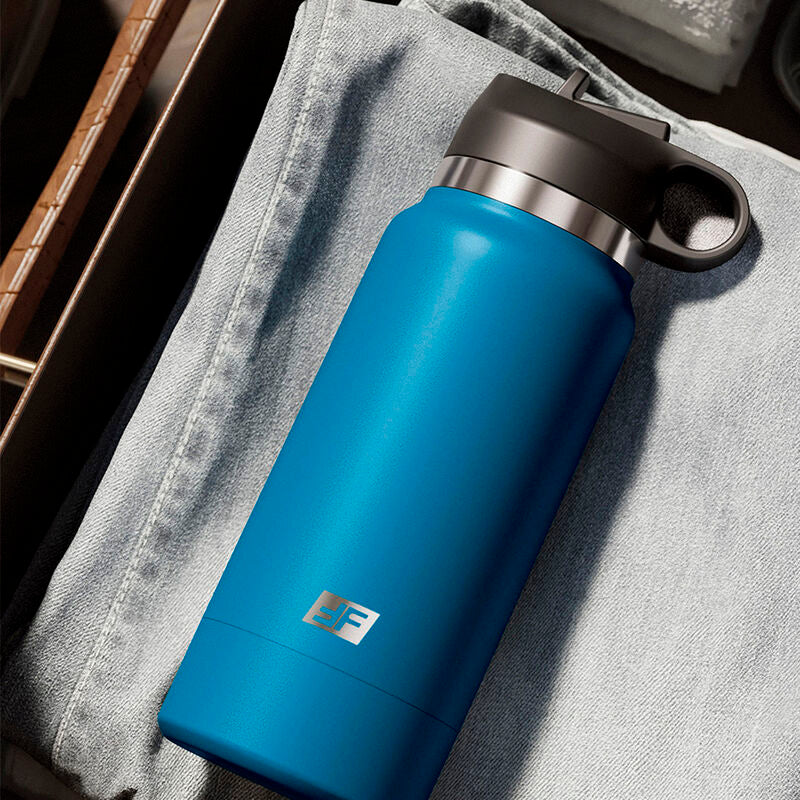 Stroker modello marrone PDX PLUS FUCK FLASK Vagine, discreto e realistico, visibile in questa immagine.