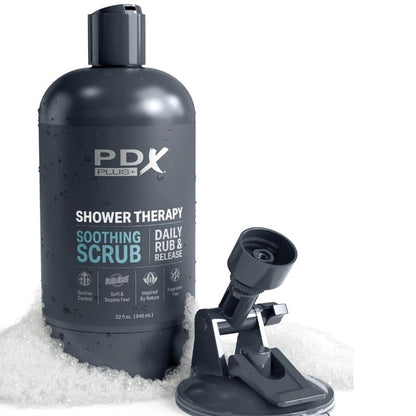 Shampoo scrub lenitivo PDX PLUS+ in bottiglia dal design discreto, ideale per cura e pulizia del prodotto masturbatore.