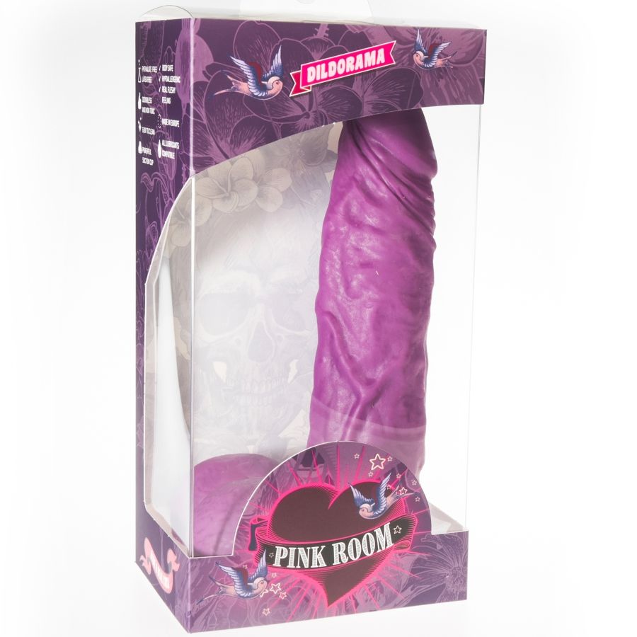 Dildo realistico viola PINK ROOM, lunghezza 20 cm, con dettagli realistici e superficie liscia, ideale per uso personale.
