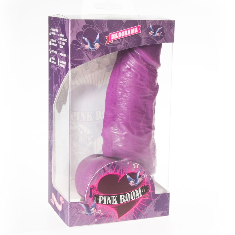 Dildo realistico Dayan viola di 17 cm del marchio PINK ROOM, dettaglio di superficie e forma anatomica visibile nell'immagine.