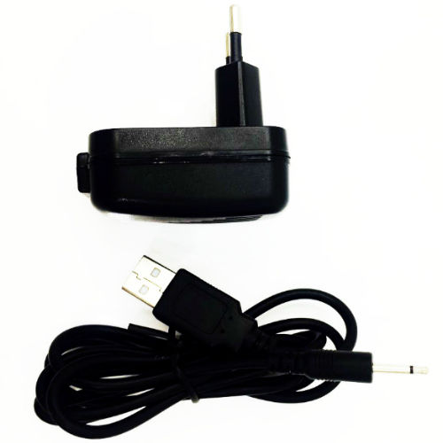 Caricatore USB Pretty Love con cavo in nylon, compatibile con dispositivi elettronici, design compatto e resistente
