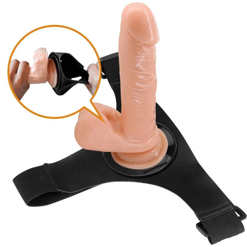 Imbragatura slip universale PRETTY LOVE con dildo naturale da 20 cm, dettagli realistici e design confortevole.