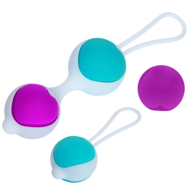 Sfera di Hegel del set PRETTY LOVE FLIRTATION, prodotto di colore nero con dettagli lucidi, ideale per giochi di coppia.