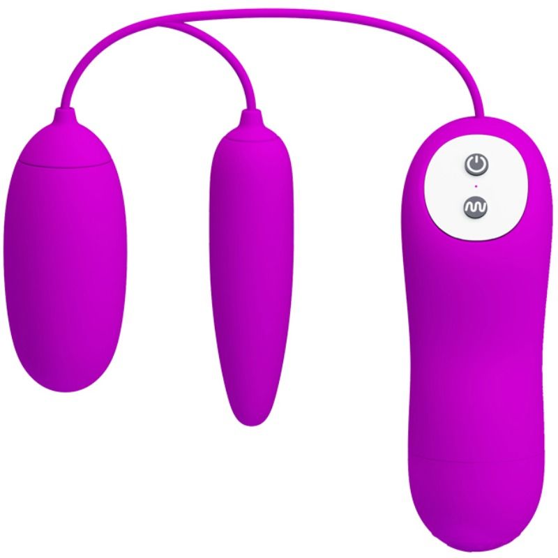 Vibratore a uovo doppio Pretty Love Irma di Pretty Love Flirtation, con design ergonomico e superficie liscia, in uso.