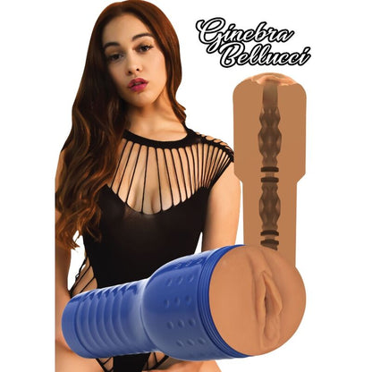 Masturbatore di figa Pornostar Ginebra di PRIVATE, dettagli realistici e texture morbida, per uso personale e intimo.