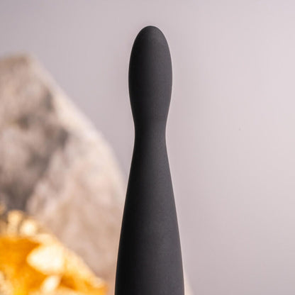 Plug anale vibratore nero ROCKS-OFF Petite Sensations Teazer, design compatto e vibrante per stimolazione intensa e confortevole.