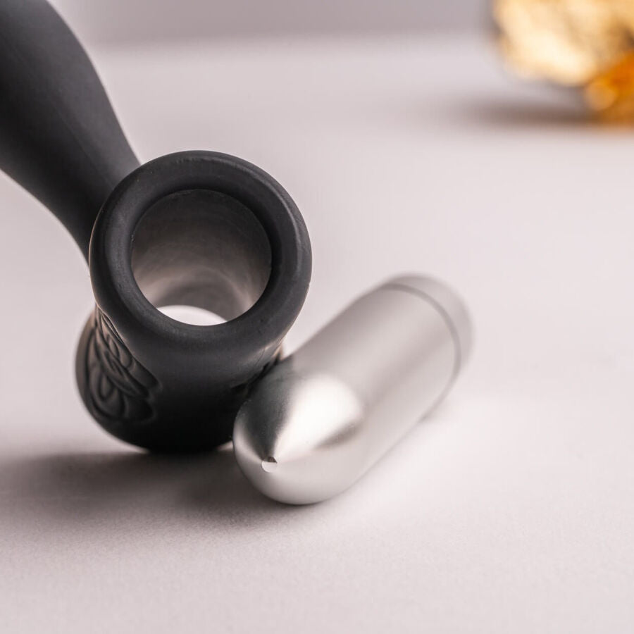 Plug anale vibratore nero ROCKS-OFF Petite Sensations Teazer, design compatto e stimolante per piacere anale.