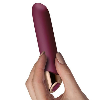 Vibratore Bordeaux Chiamo di ROCKS-OFF, design elegante in silicone con dettagli raffinati, ideale per stimolazione e piacere.