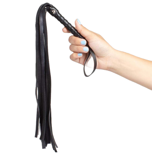 Frusta nera BDSM SECRETPLAY in pelle sintetica, parte della collezione Bondage, con manico resistente e doppia cinghia.