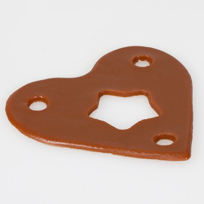 Perizoma gommosa al cioccolato SECRET PLAY di SECRETPLAY COSMETIC, con dettagli in gomma e finitura al cioccolato.