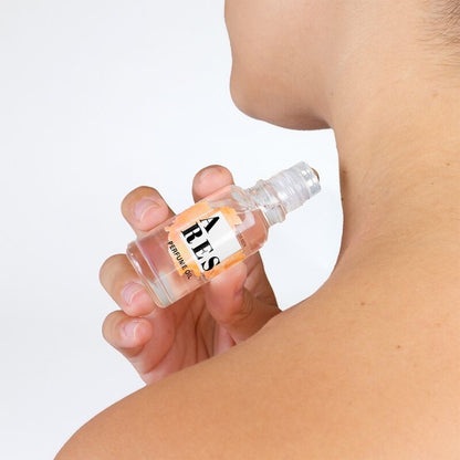 Profumo naturale con feromoni SECRETPLAY ARES per uomo in olio da 20 ml, bottiglia con etichetta e tappo.