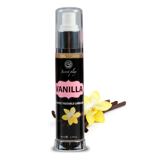 Lubrificante 2-in-1 effetto calore alla vaniglia di SECRETPLAY COSMETIC, flacone da 50 ml, visibile in una scena ravvicinata.