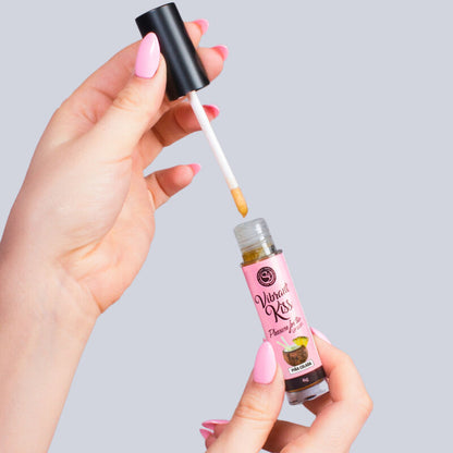 Lucida labbra vibrante SECRETPLAY VIBRANT KISS Pina Colada con finish lucido, cosmetico per un look luminoso e seducente