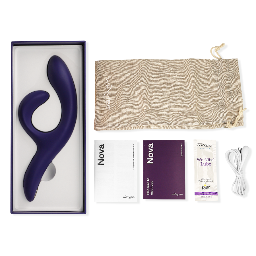 Vibratore Nova 3 Rabbit di WE-VIBE, design blu notte, con stimolazione duale e movimento rotante, su sfondo neutro.
