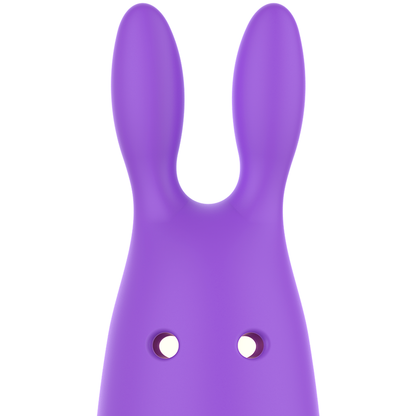 Stimolatore in silicone Bugsy WOMANVIBE, design ergonomico e morbido, ideale per il piacere e il benessere personale femminile.